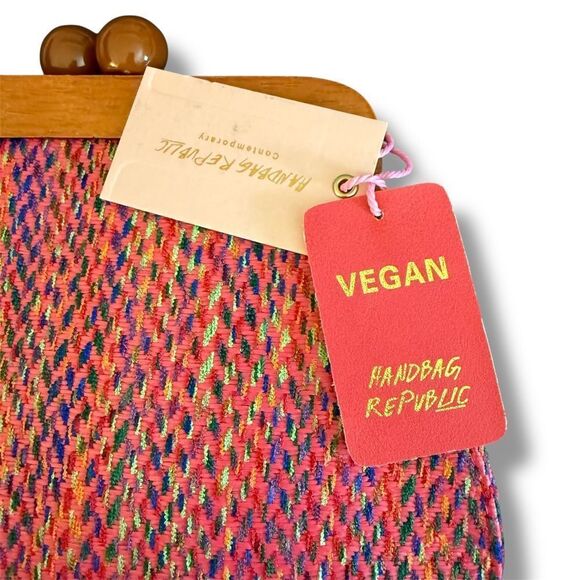 Handbag Republic Boho Chenille Crossbody Bag – Pink Multi with Wooden Frame - Picture 8 of 10